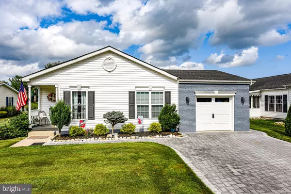 Manahawkin, NJ 08050,6 HILLSDALE CT