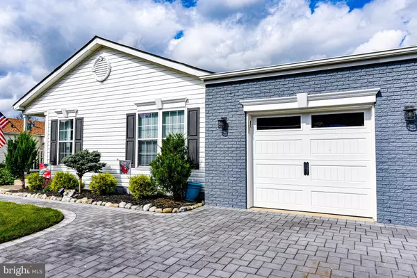 Manahawkin, NJ 08050,6 HILLSDALE CT