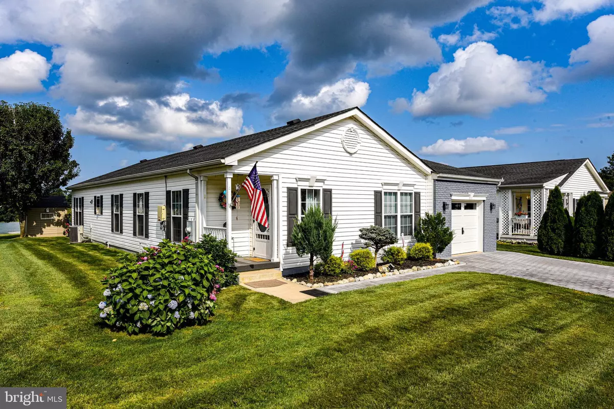 Manahawkin, NJ 08050,6 HILLSDALE CT