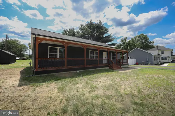 Paulsboro, NJ 08066,423 SHERIDAN AVE