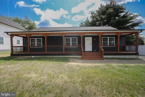 423 SHERIDAN AVE, Paulsboro, NJ 08066
