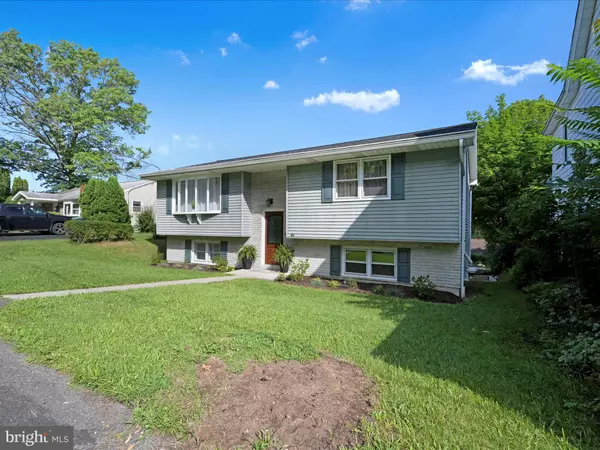 Cressona, PA 17929,48 ASH ST