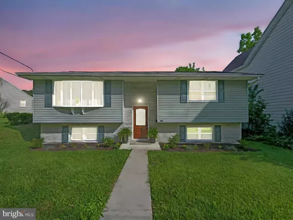 Cressona, PA 17929,48 ASH ST