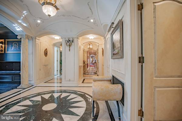 Philadelphia, PA 19103,1800 RITTENHOUSE SQ. #1101