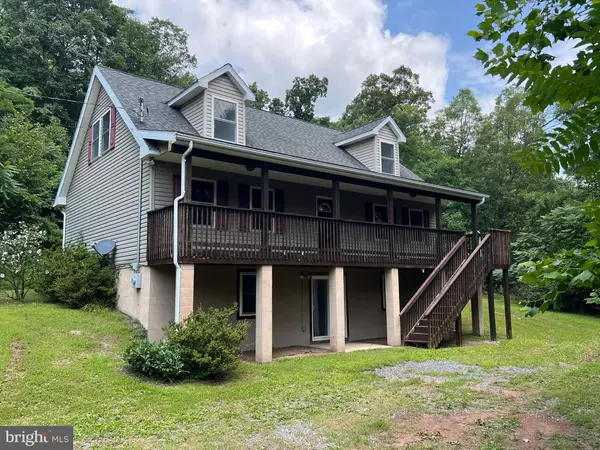 214 MATHEWS DR, Augusta, WV 26704