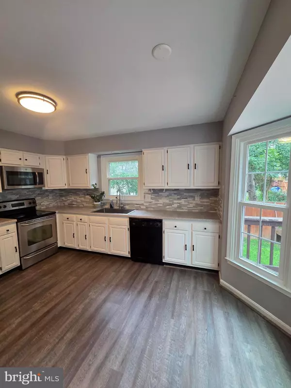 Gainesville, VA 20155,8235 TALL TIMBER DR