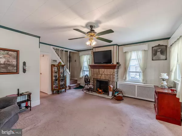 Abington, PA 19001,1571 ROCKWELL RD