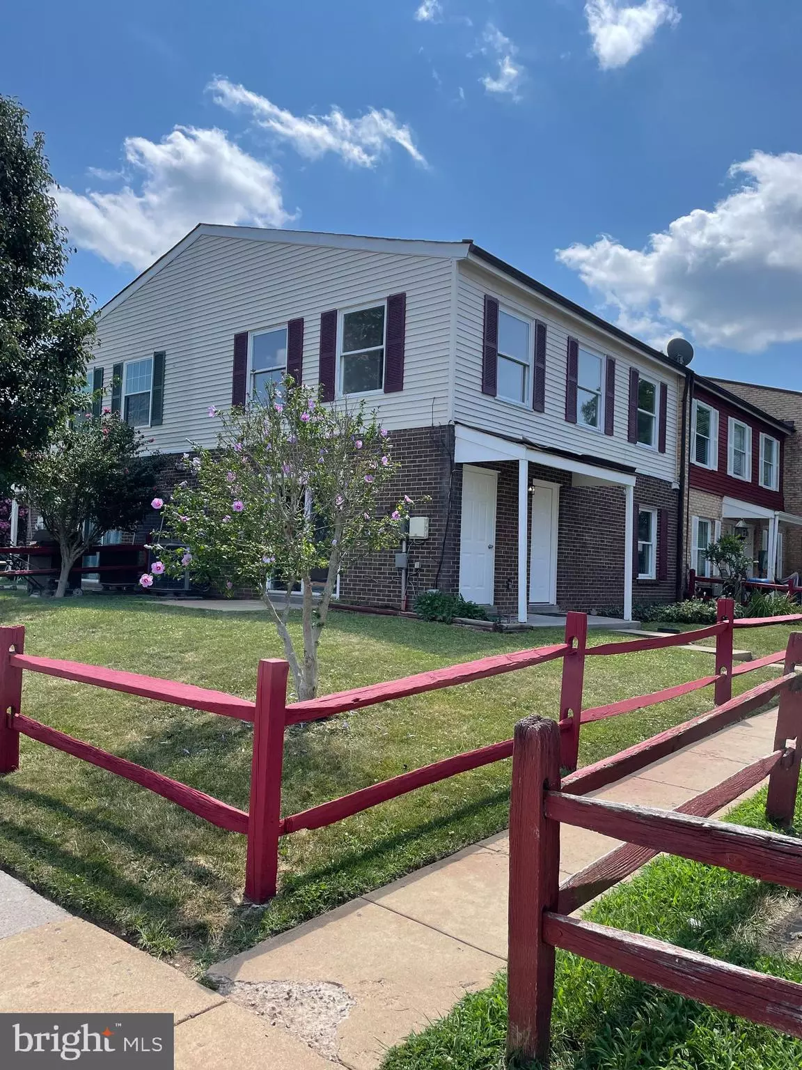 Leesburg, VA 20176,96 ADAMS DR NE #49