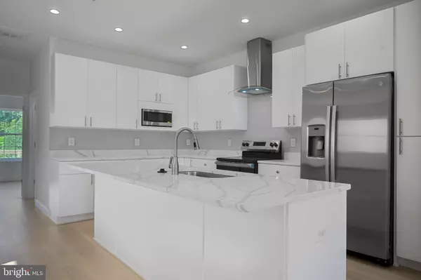Washington, DC 20019,4519 DOUGLAS ST NE