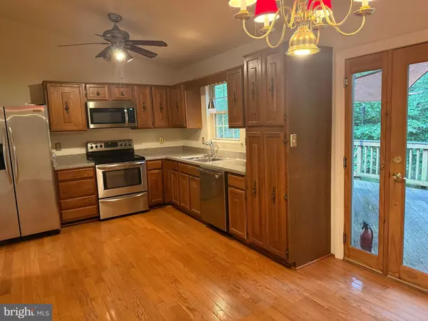Woodbridge, VA 22192,11949 COTTON MILL DR