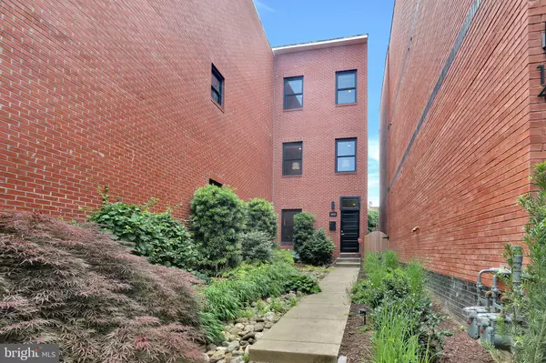 Washington, DC 20001,1412 5TH ST NW #301