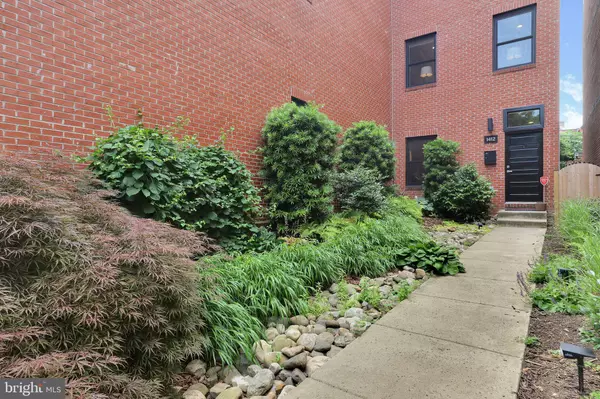 Washington, DC 20001,1412 5TH ST NW #301