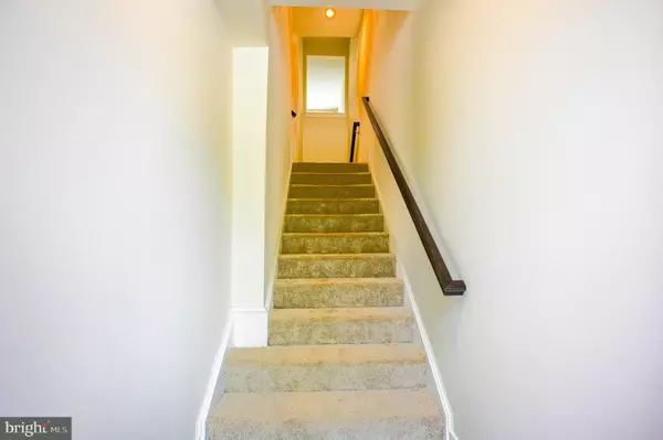 Gambrills, MD 21054,1434 HONEY LOCUST DR