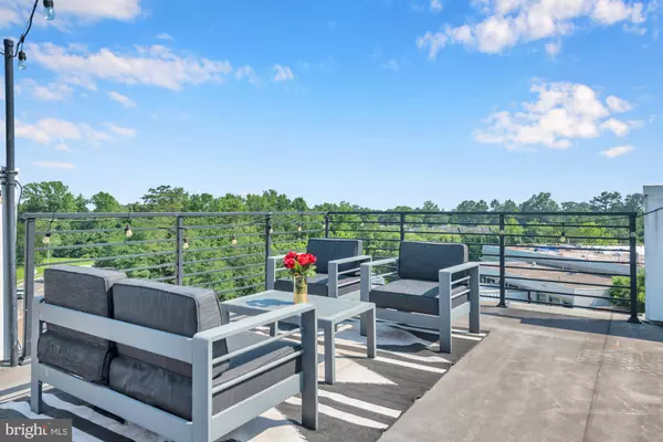 Annapolis, MD 21401,547 LEFTWICH LN #88