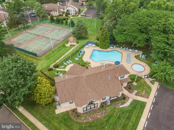 Warrington, PA 18976,221 SASSAFRAS CT
