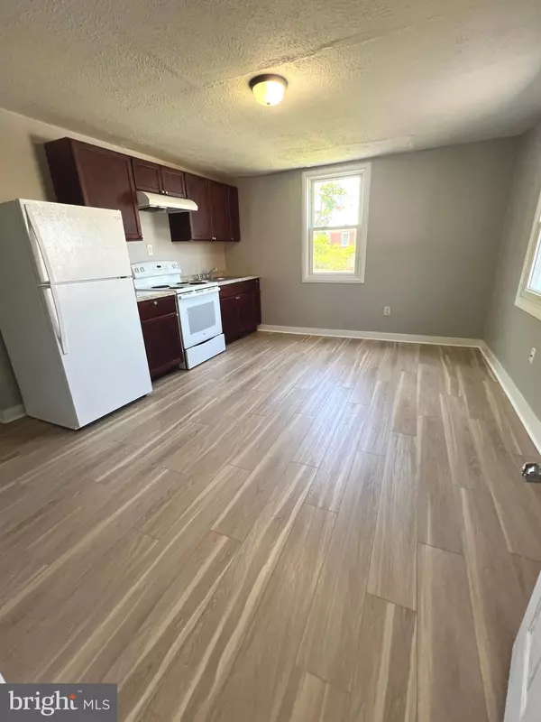 Charles Town, WV 25414,202 SAMUEL ST S #203