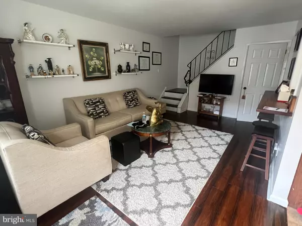Brookhaven, PA 19015,5200 HILLTOP DR #CC17