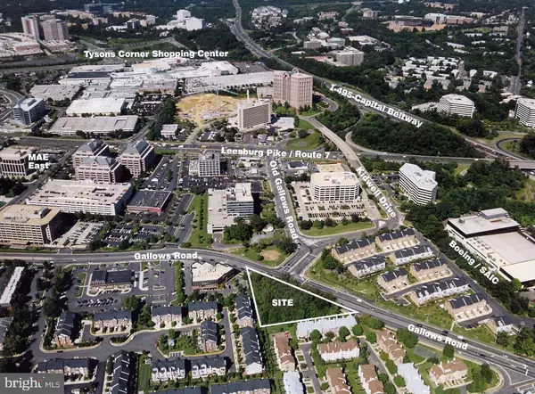 2000 OLD GALLOWS RD, Vienna, VA 22182