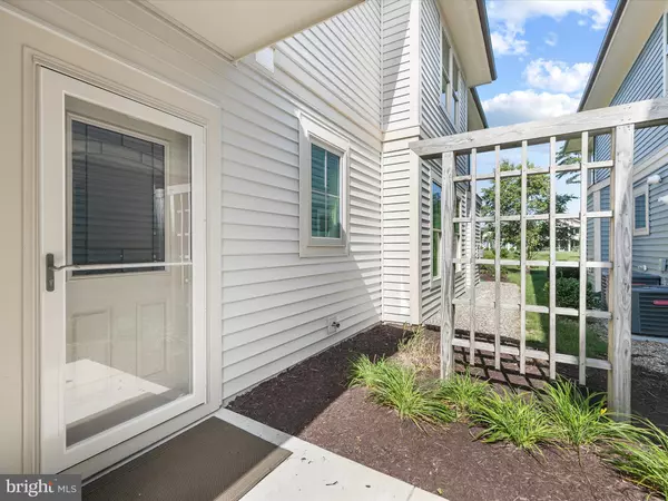 Ocean View, DE 19970,22589 GREBE LN #18