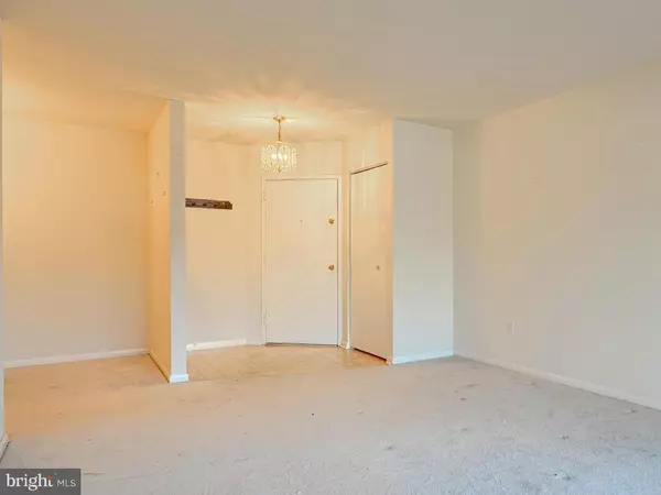 Baltimore, MD 21236,4 JULIET LN #301