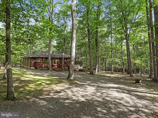 Hedgesville, WV 25427,127 MILD WINTER RD