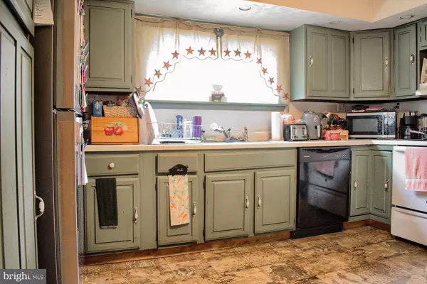 Coal Township, PA 17866,1530 FERN ST W