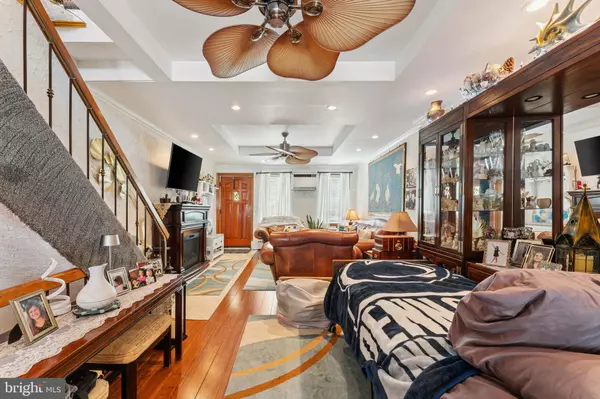 Philadelphia, PA 19147,813 GREENWICH ST