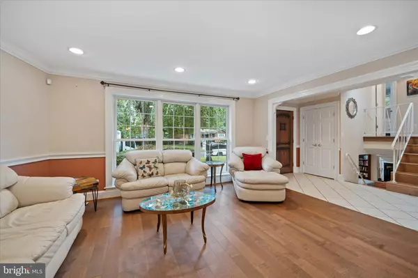 Falls Church, VA 22042,7019 ROUNDTREE RD