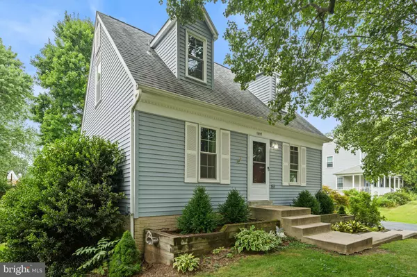 Chantilly, VA 20151,15117 BERNADETTE CT