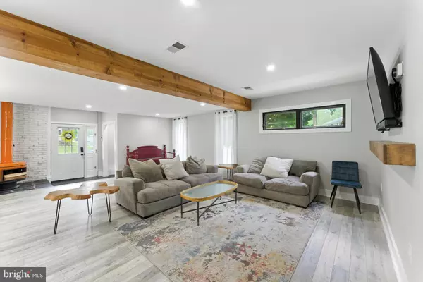 Woodbridge, VA 22192,2498 PAXTON ST