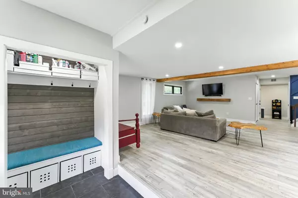 Woodbridge, VA 22192,2498 PAXTON ST