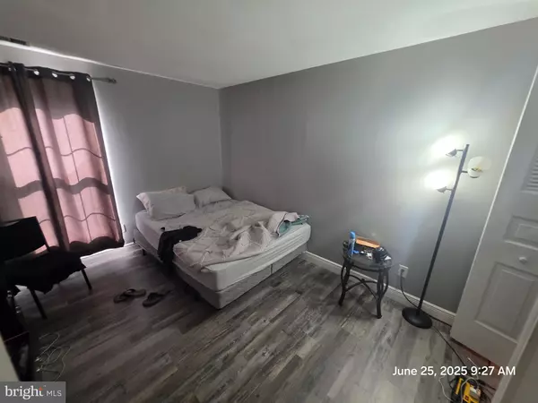 Philadelphia, PA 19152,2727 RHAWN ST #7AB