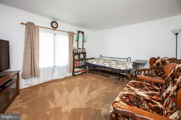 Hamilton, NJ 08620,752 GROVEVILLE-ALLENTOWN RD