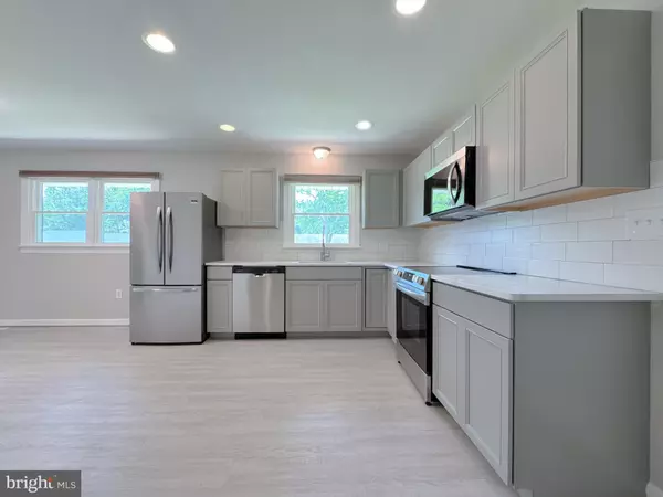 Fredericksburg, VA 22405,602 JETT ST
