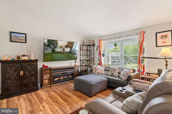 Fredericksburg, VA 22408,10407 SKINNER HILL DR