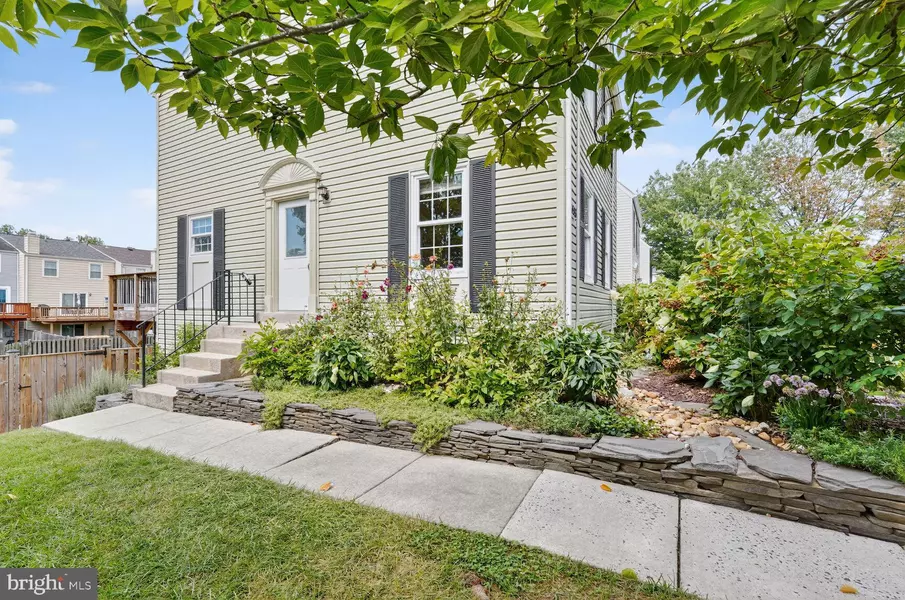 6513 SUNBURST WAY, Alexandria, VA 22315