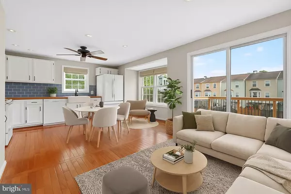 Alexandria, VA 22315,6513 SUNBURST WAY