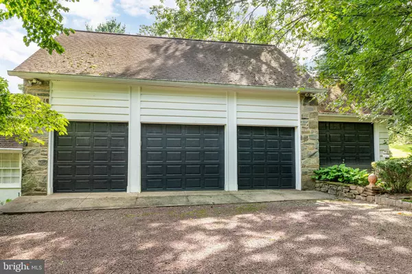 Huntingdon Valley, PA 19006,2070 HUNTINGDON RD