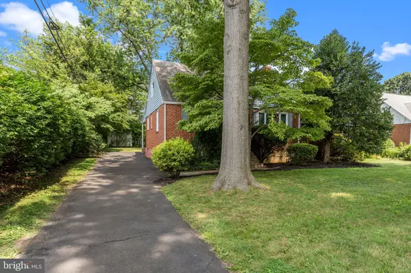 Hatboro, PA 19040,710 ORCHARD WAY