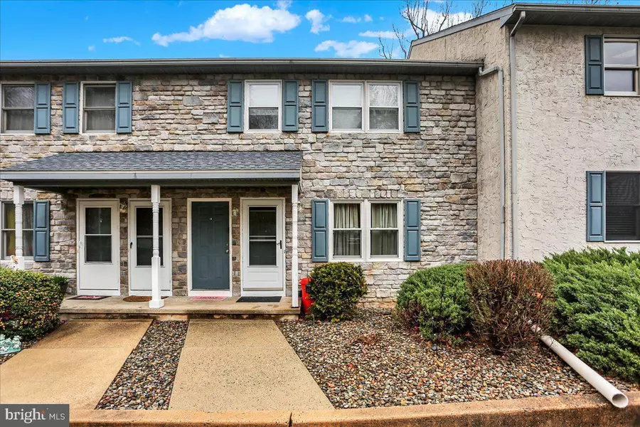 10 MAPLEWOOD AVE #5A, Mohnton, PA 19540