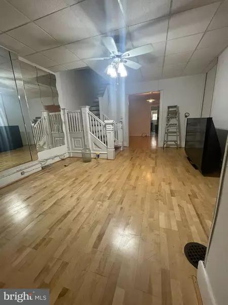 2826 N 27TH ST, Philadelphia, PA 19132