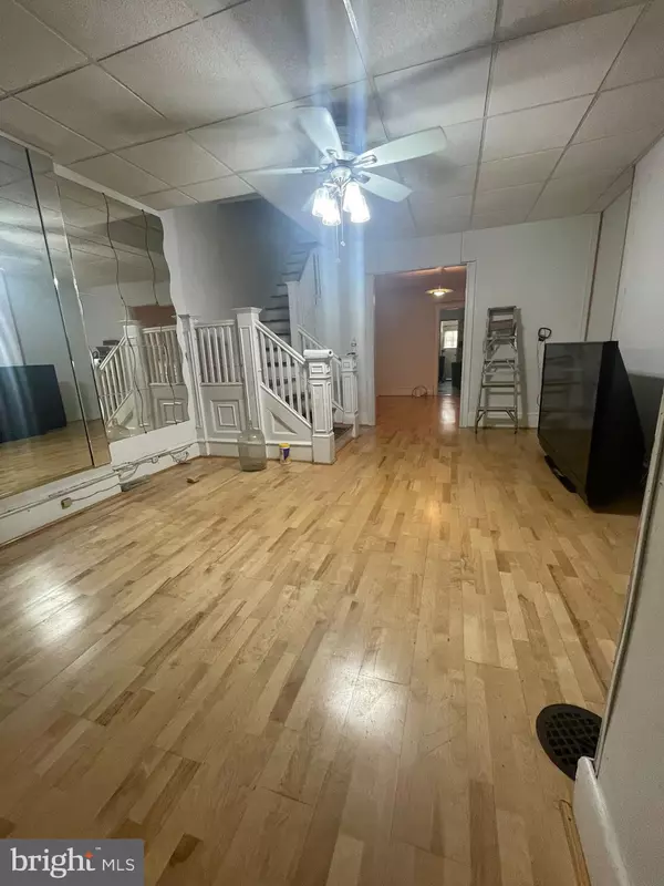 2826 N 27TH ST, Philadelphia, PA 19132