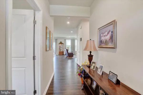 York, PA 17402,404 JORDANELLE DR