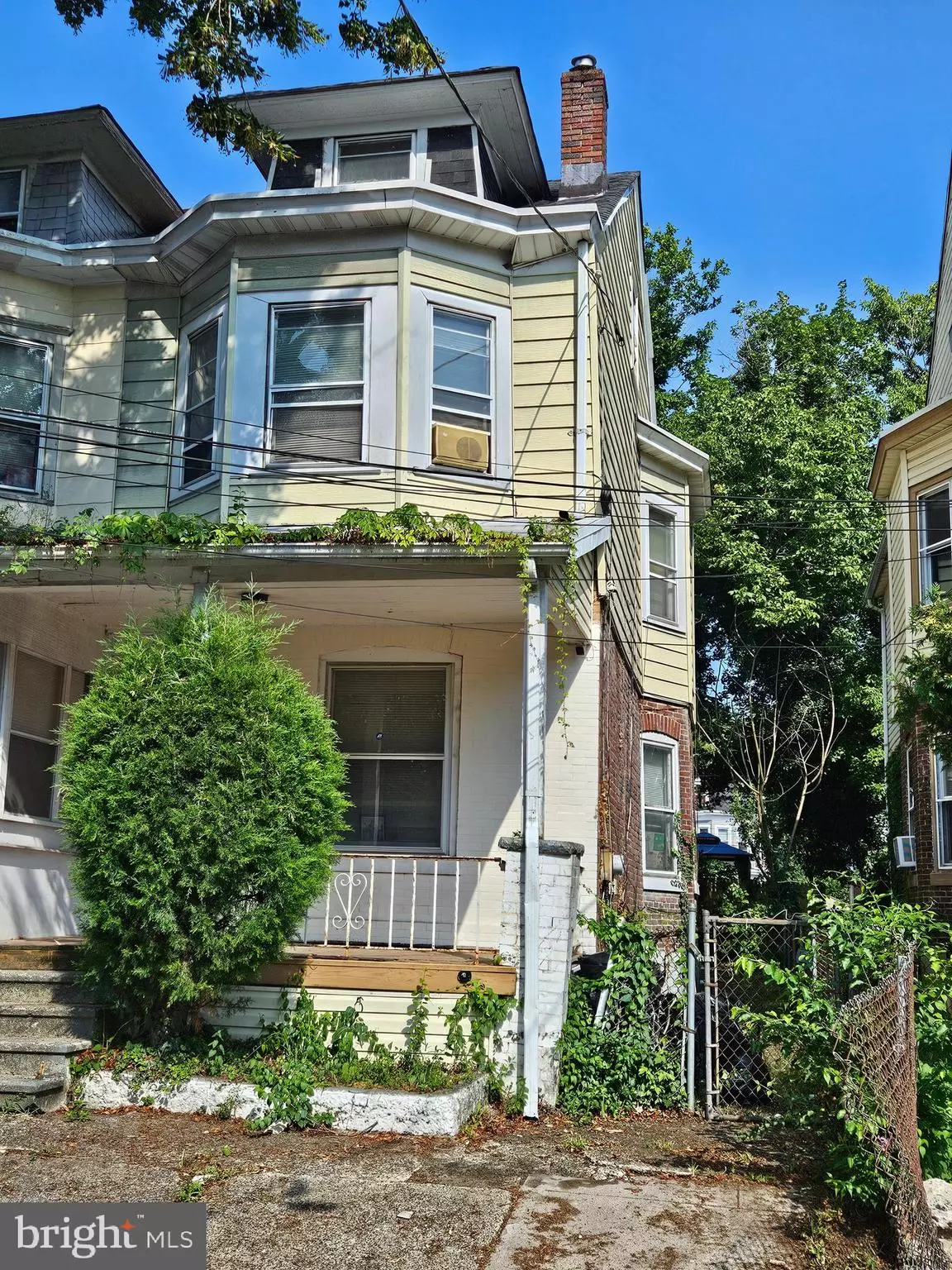 Trenton, NJ 08618,25 LEE AVE