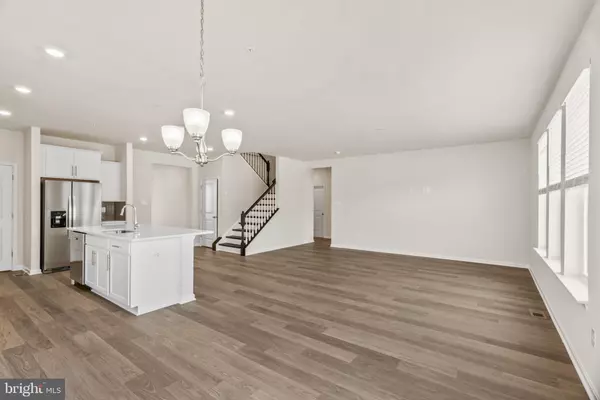 Rosedale, MD 21237,1 COMES RIDGE CT