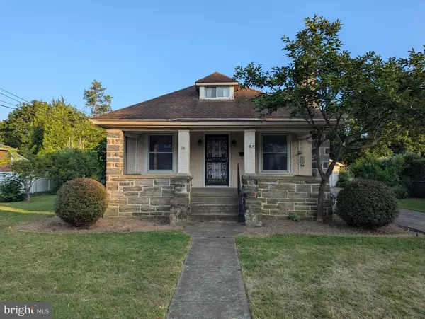 28 GROVE AVE, Flourtown, PA 19031