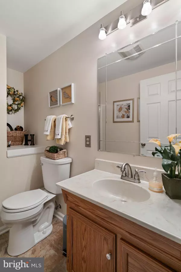 Woodbridge, VA 22193,5360 SATTERFIELD DR