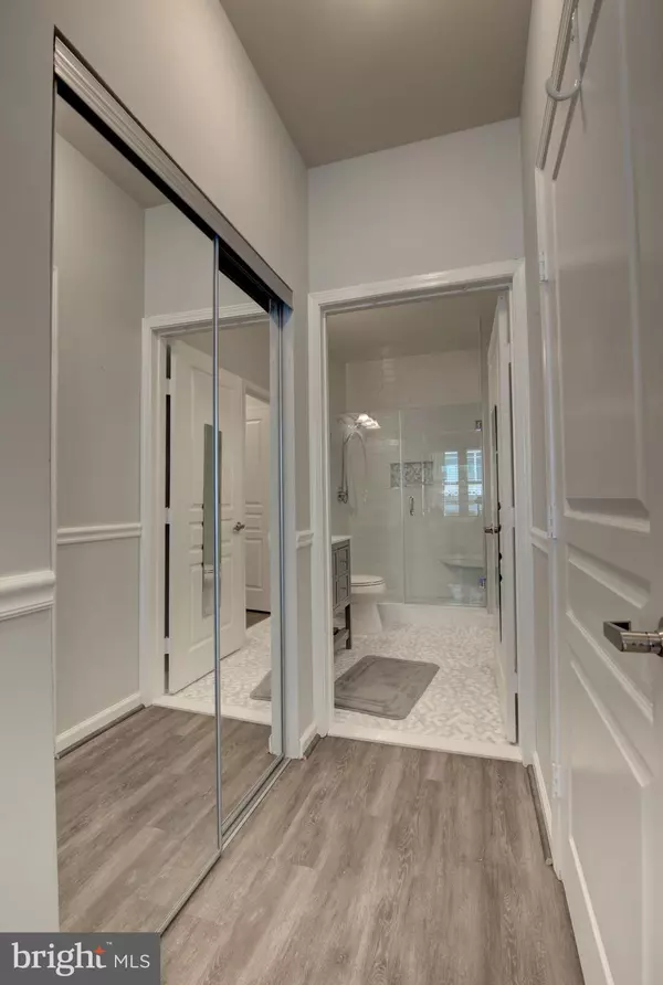 Reston, VA 20190,12000 MARKET ST #140