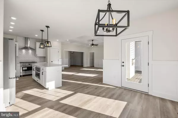 Fredericksburg, VA 22401,111 HUNTINGTON HILLS LN