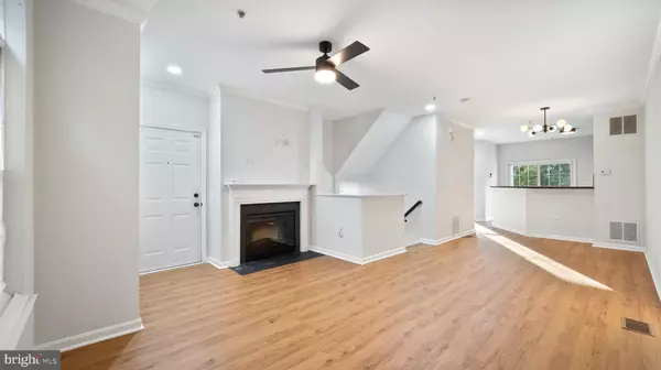 Suitland, MD 20746,5504 CAPITAL GATEWAY DR #415